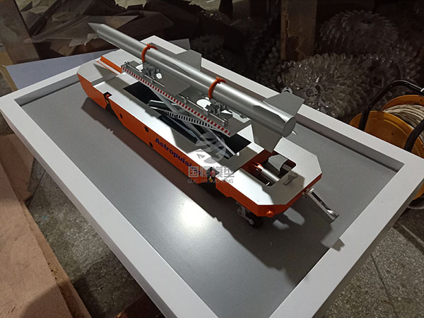 甘德县军事模型